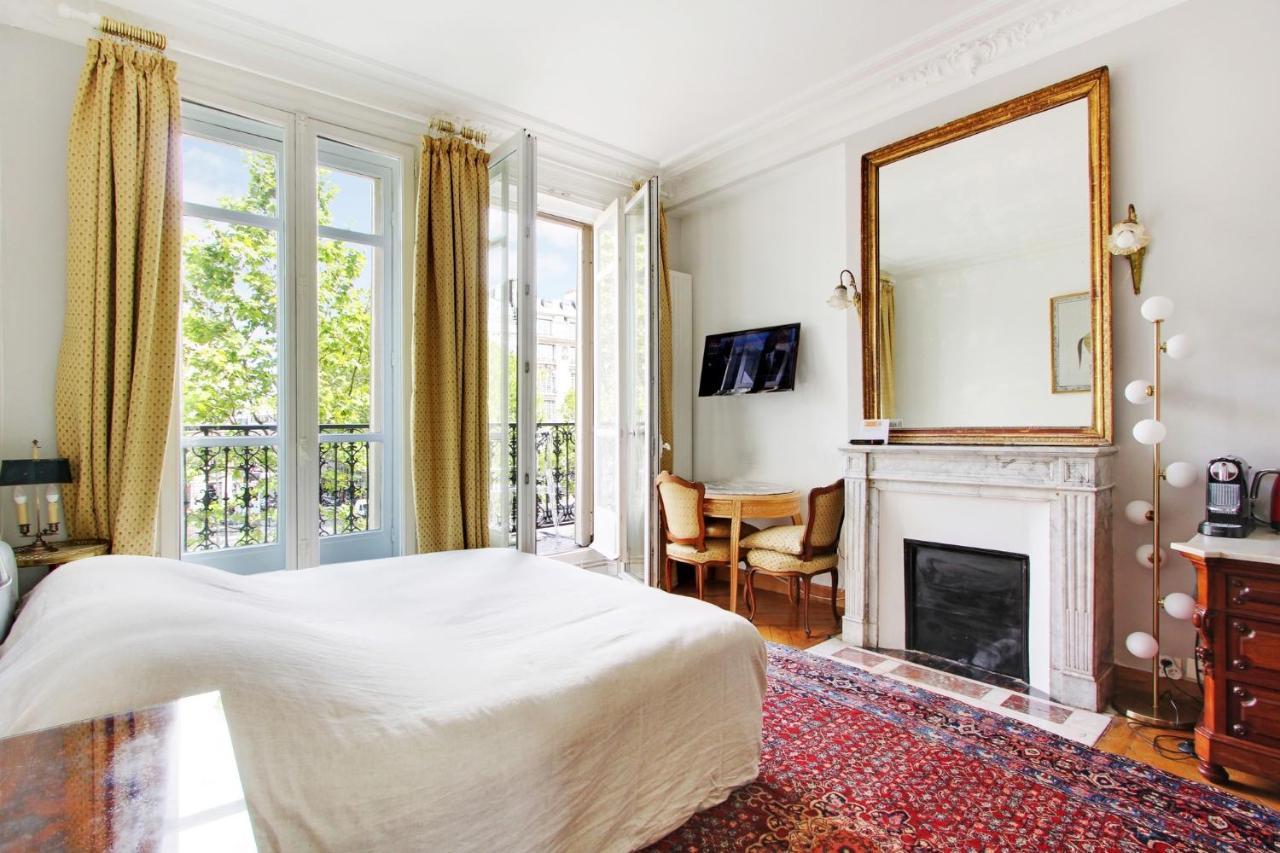Suite Junior Avec Balcon Et Vue Sur Arc De Triomphe Paris Exterior photo